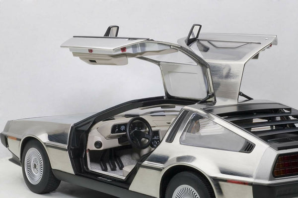 AutoArt 1:18 Delorean DMC-12 Satin Finish - 79911